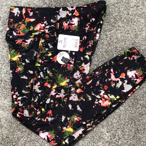 NWT Alive Magnetics Print Jogging/Workout‎ Pants, Size Small - Picture 2 of 8